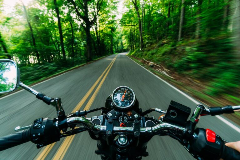 Cele mai frumoase trasee moto din România