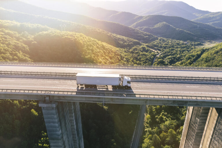 Transport Spania-România: Soluția rapidă și sigură pentru coletele tale