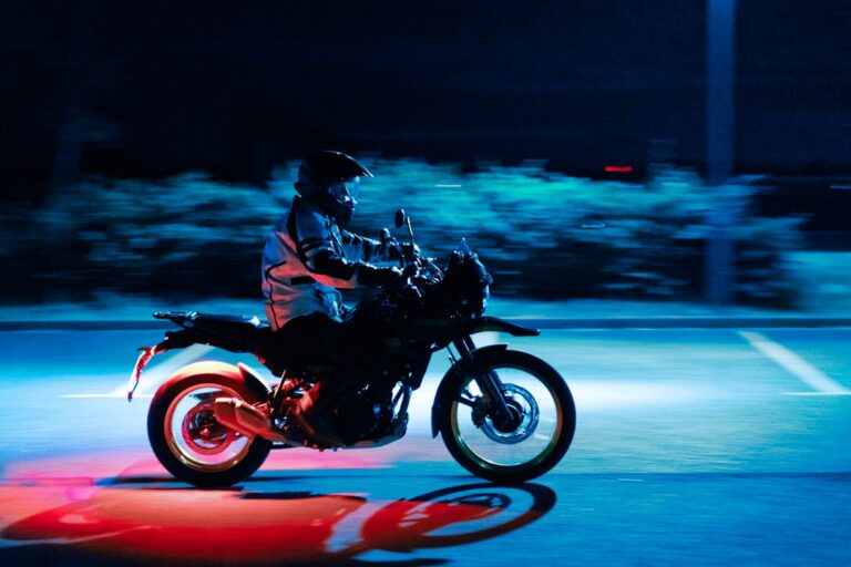 Cum să alegi echipamentul potrivit pentru motocicletă
