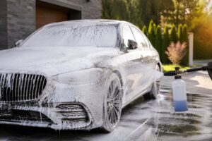 Cum alegi un detergent auto pentru utilizare acasă, dar cu rezultate profesionale