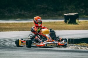 Tot ce trebuie să știi despre karting-ul ca început