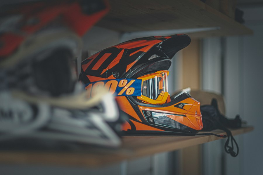 Photo motor sports safety gear