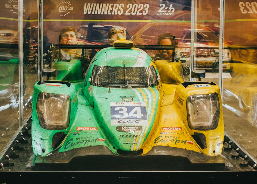 Photo motor sports guide experts data 2024