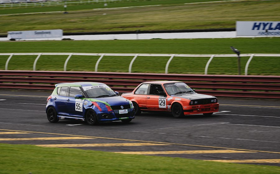 Photo amateur car racing basics